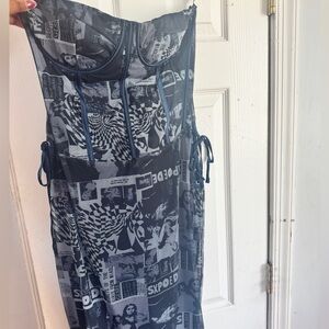 Graphic Print Strapless Dress